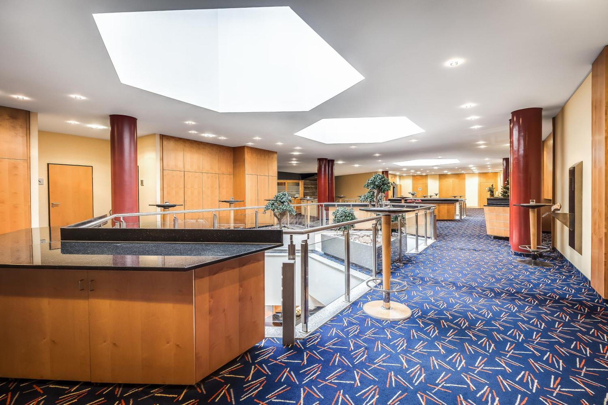 Congress Hotel Chemnitz Buitenkant foto